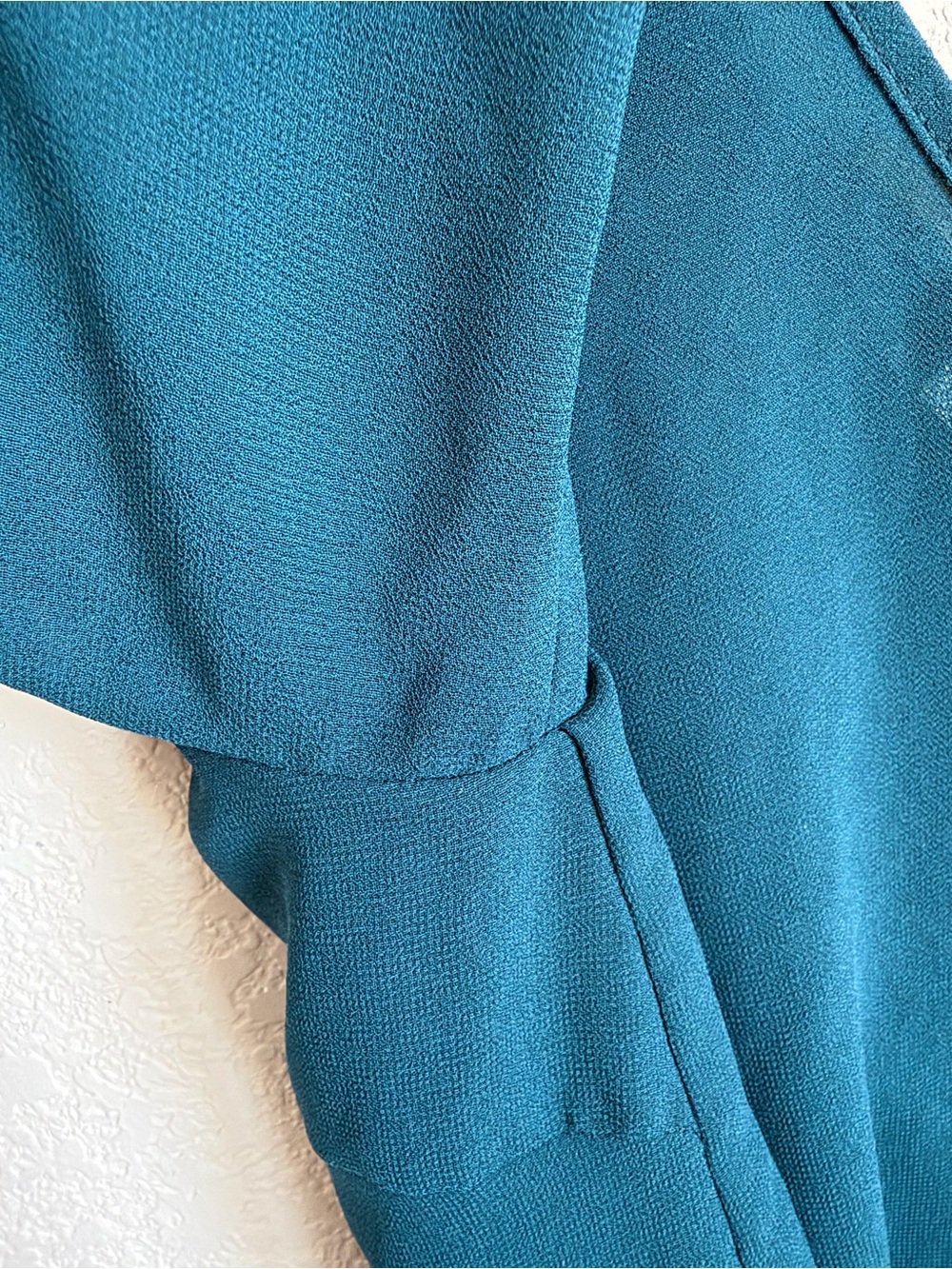 ASTR Embroidered Tonal Shift Mini Dress Large Teal V Neck Open Back 3/4 Sleeve - Picture 9 of 16